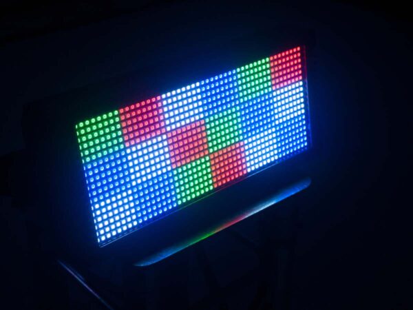 Eurolite LED Strobe SMD PRO 864 RGB – Bild 2